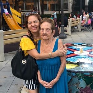 Meet your Posher, Xochitl